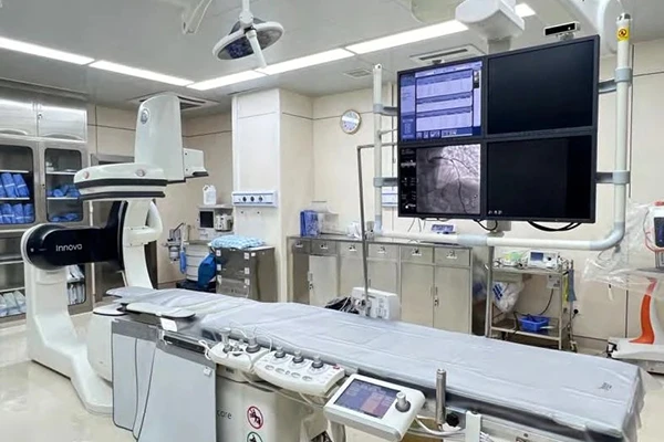 大平板血管造影系统（DSA）